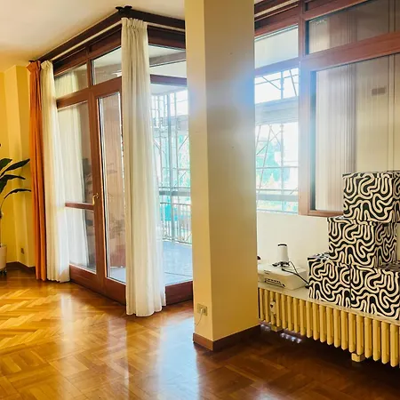 Monte Rosa Homestay Milan